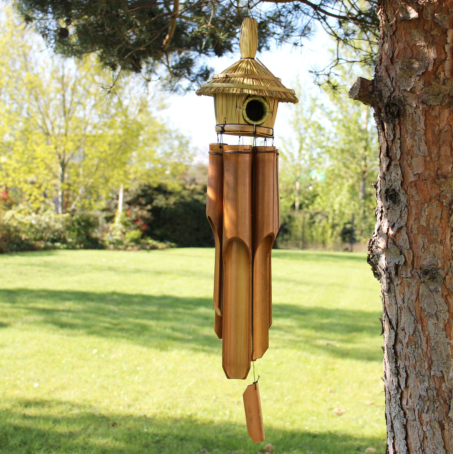 Large Round Seagrass Bird Box with Chimes 56x20cm – Eco Garden Decor