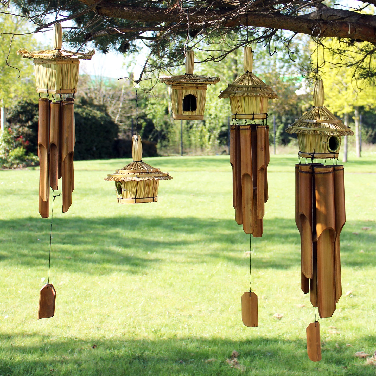 Large Round Seagrass Bird Box with Chimes 56x20cm – Eco Garden Decor