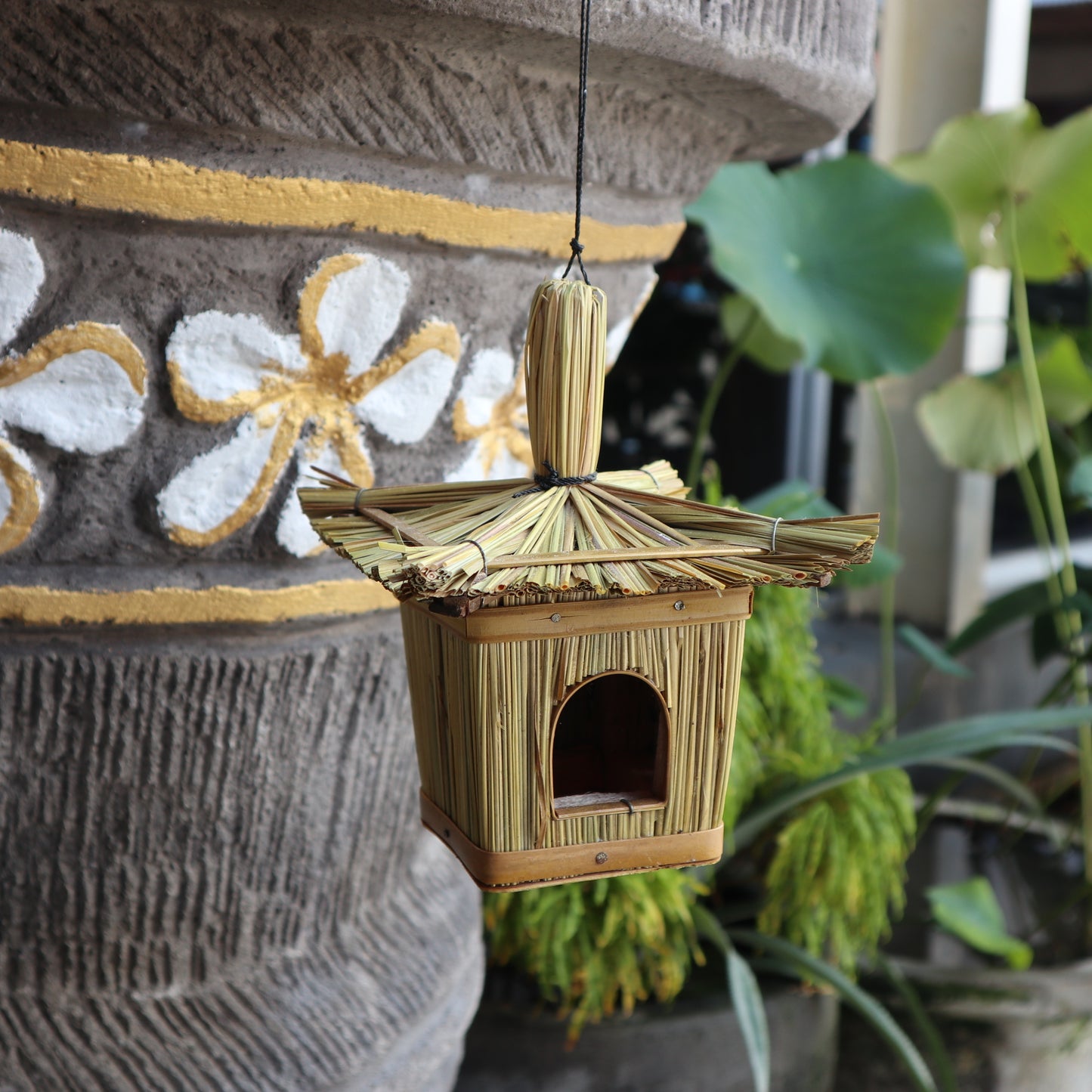 Natural Seagrass Bird House Nesting Box – 18x13cm Square